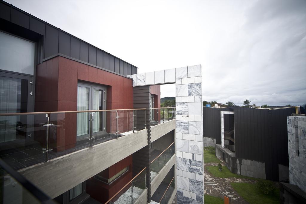 Stanford Hotel And Resort Jeju by Rom bilde